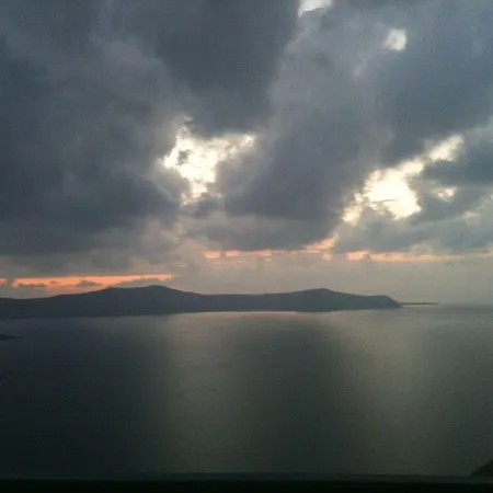 Lilium Santorini Hotell Fira (Santorini)